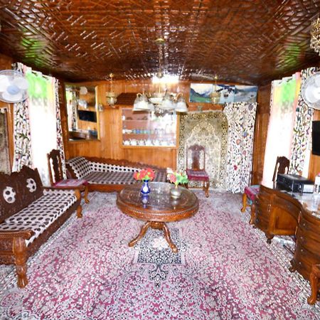 Heritage Shreen Houseboat Srīnagar Екстериор снимка