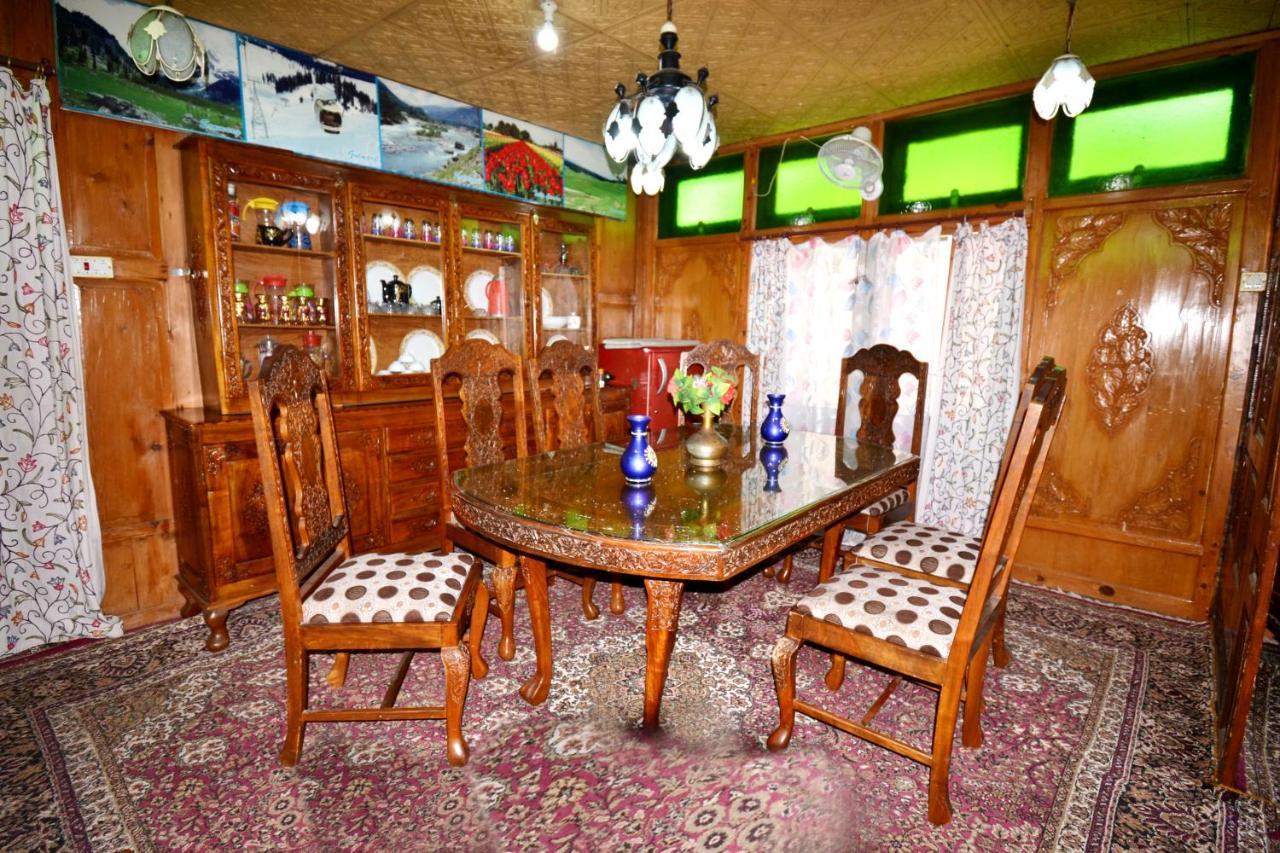 Heritage Shreen Houseboat Srīnagar Екстериор снимка