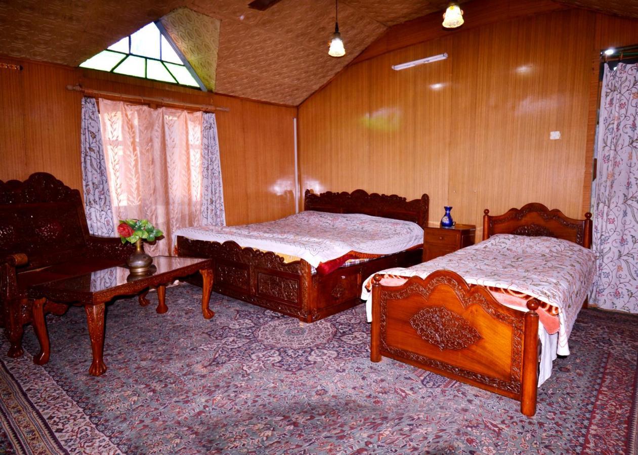 Heritage Shreen Houseboat Srīnagar Екстериор снимка