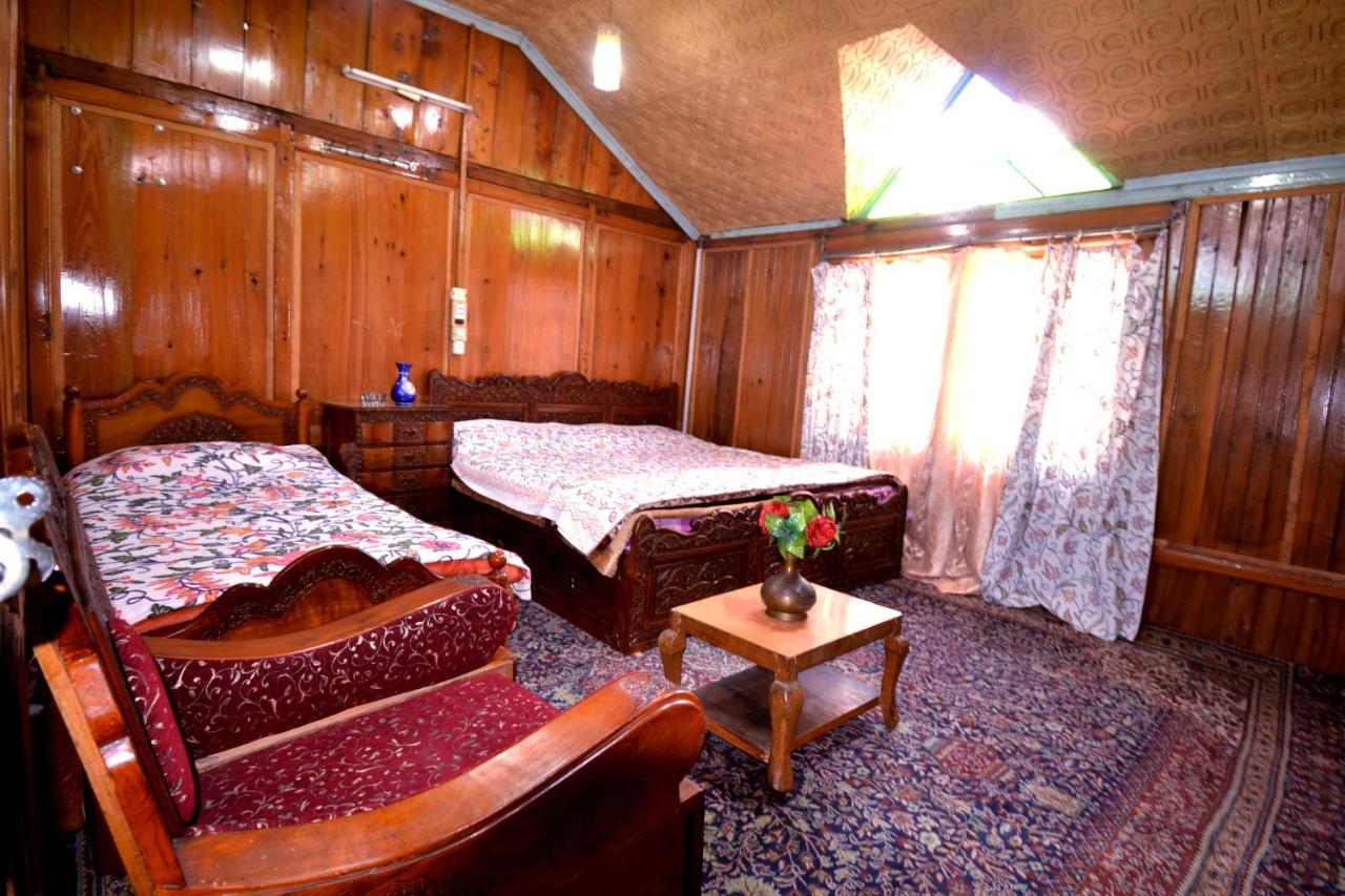 Heritage Shreen Houseboat Srīnagar Екстериор снимка